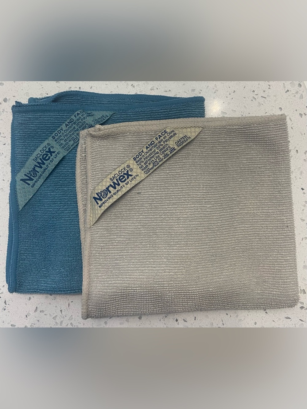 Norwex Microfiber Body & Face Cloths - Blue and Beige